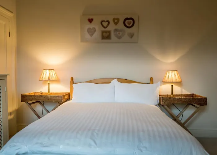 34 St Olave's Road *