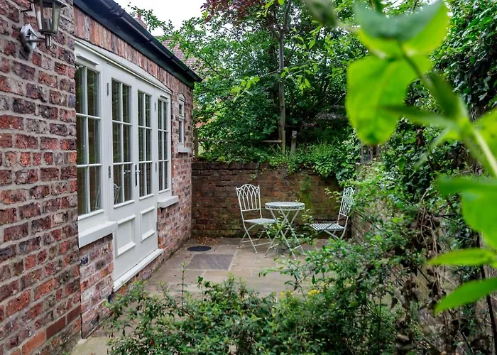 34 St Olave's Road *