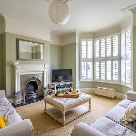 Apartment 34 St Olave's Road